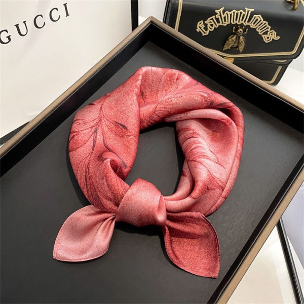 Small square scarf, mulberry silk flower, Hangzhou silk scarf, versatile in spring and autumn - Image 2