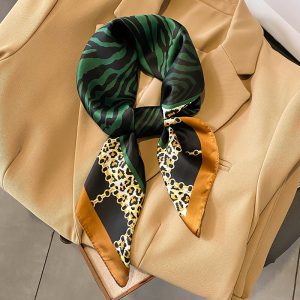 Small Square Scarf Women's Scarf Warm Scarf Leopard Pattern Fashion Scarf Warm and Cold Scarf