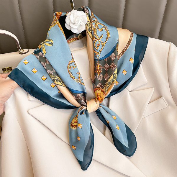 Fake headscarf temperament small square scarf shawl chain scarf - Image 8